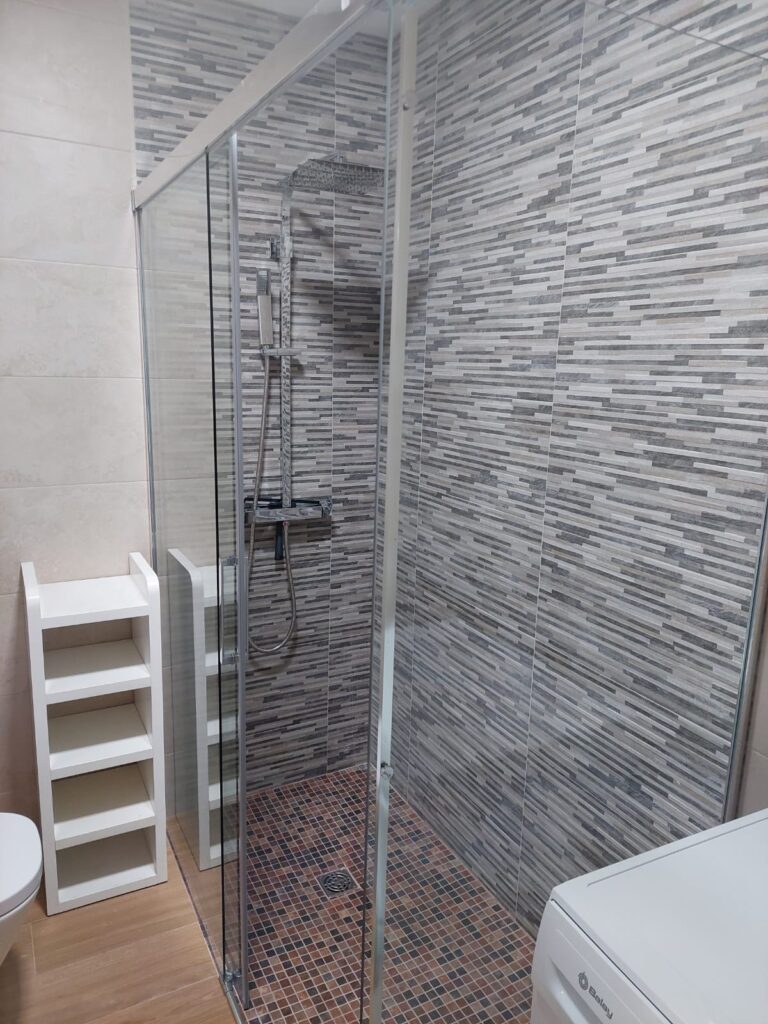 Baño porcelanico rectificado